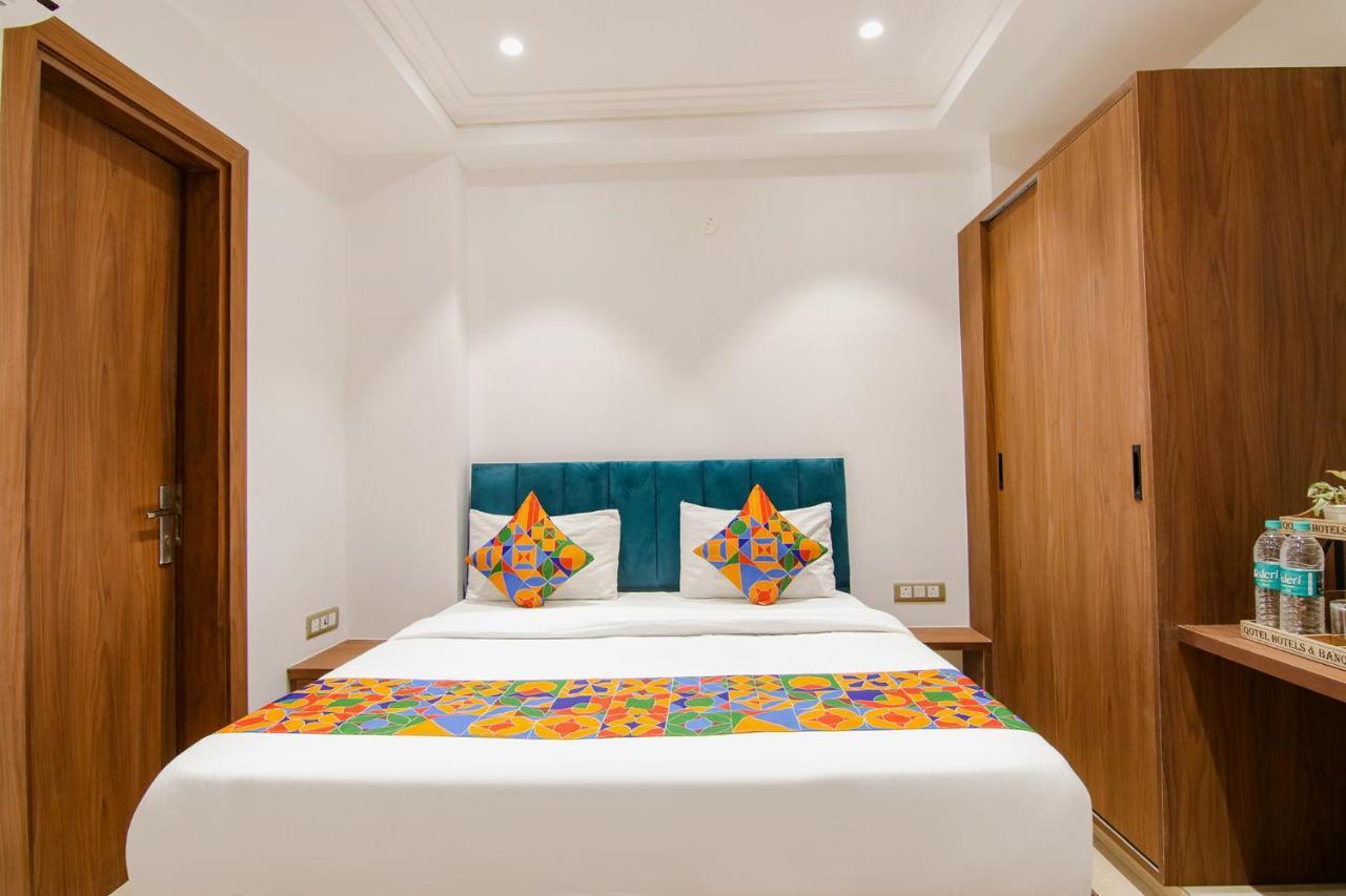 Fabhotel La Serene Bnb- Ashok Vihar New Delhi Exterior photo
